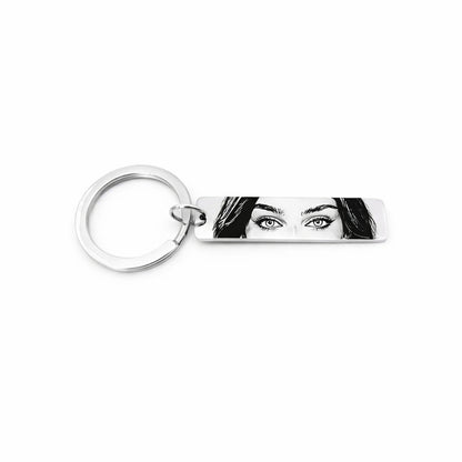 Éternel Regard – Porte-clés Personnalisé