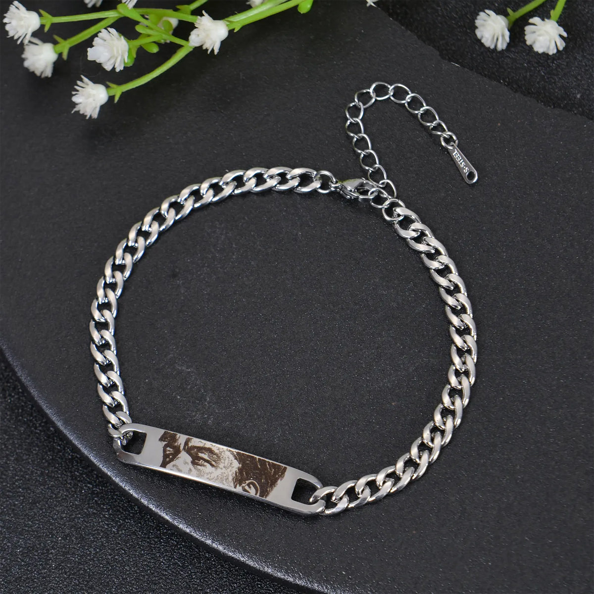 Augenkontakt – personalisiertes Armband